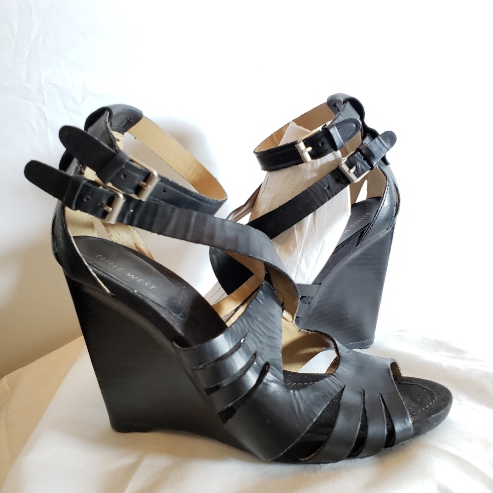 Nine West Black Wedge 8.5